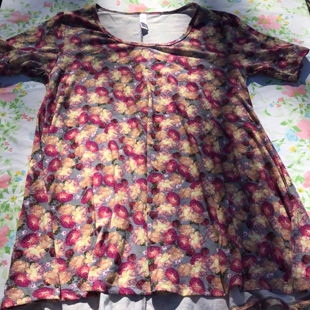 Lularoe Perfect Tee